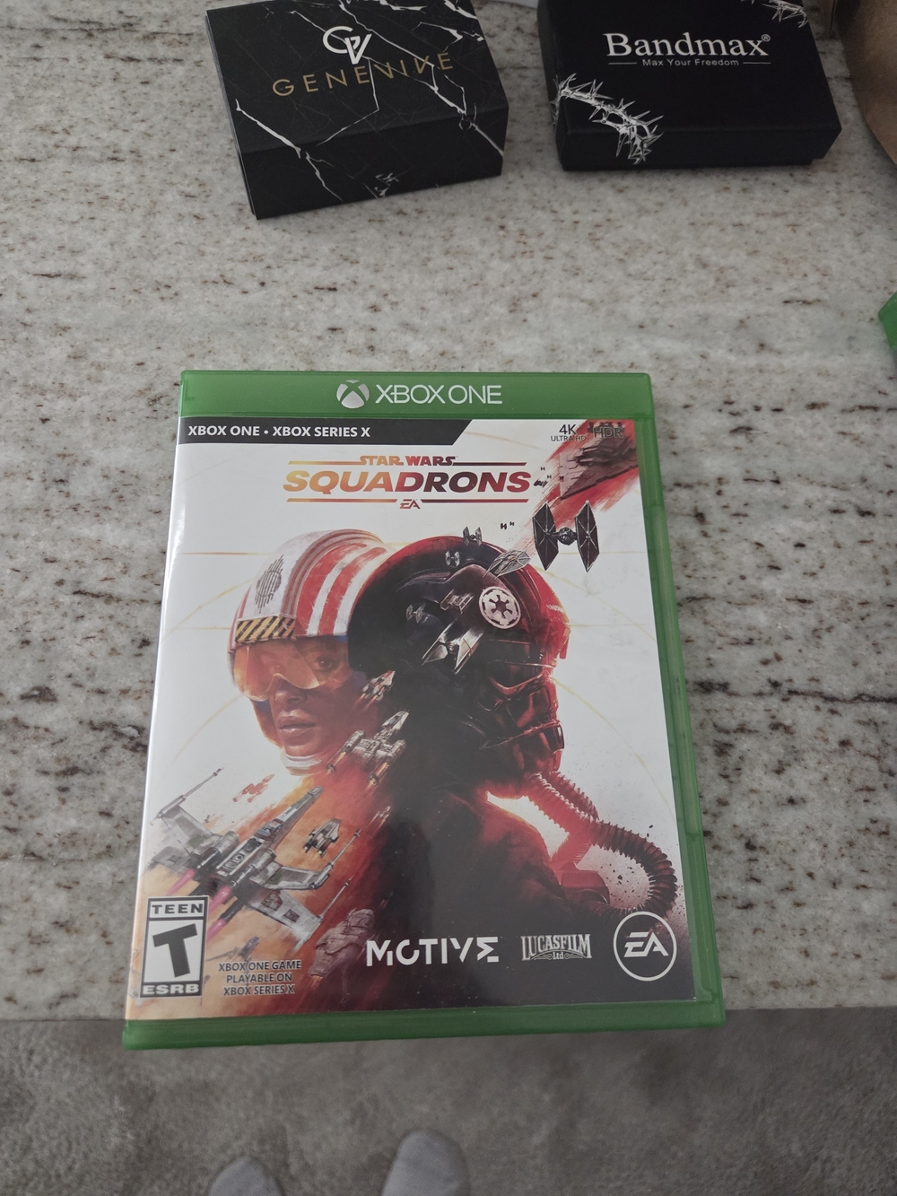 Xbox One Star Wars: Squadrons - Green Case